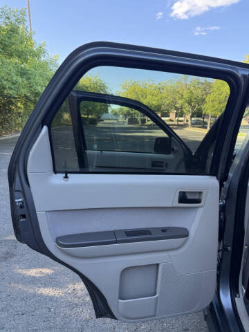 2012 Ford Escape XLT