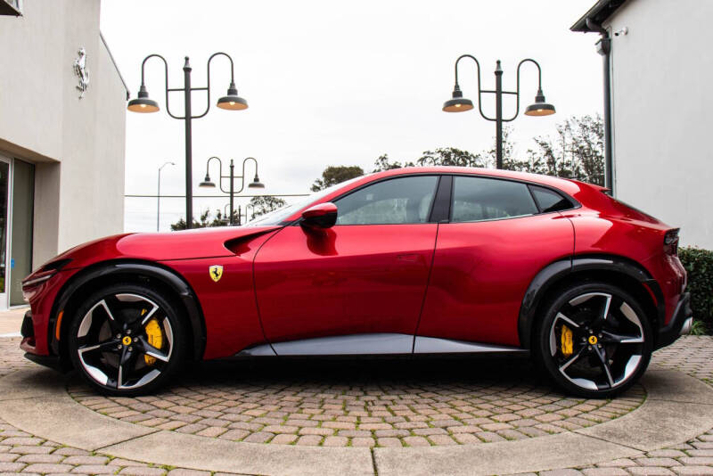 2023 Ferrari Purosangue