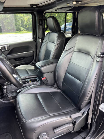 2020 Jeep Wrangler Unlimited Sahara Altitude