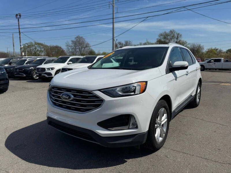2019 Ford Edge SEL's photo