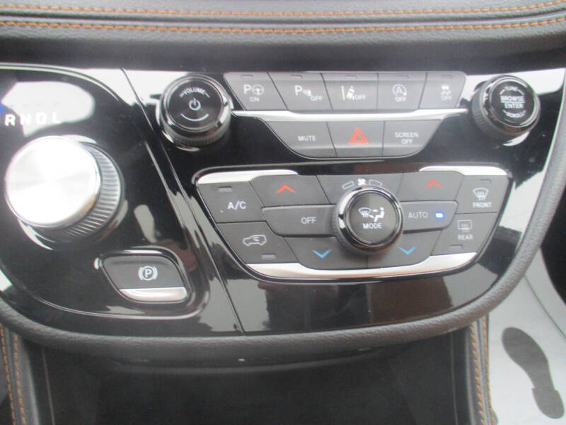 2022 Chrysler Pacifica Pinnacle