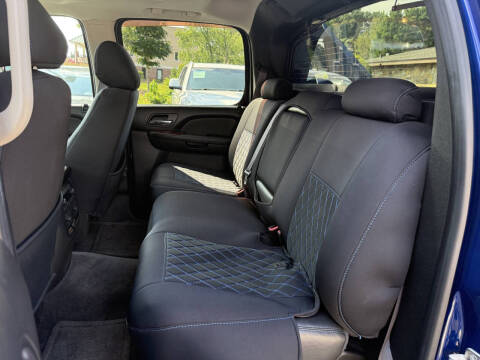 2013 Chevrolet Avalanche LTZ Black Diamond