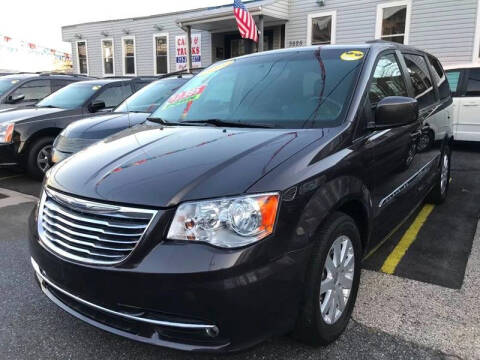 2015 Chrysler Town and Country Touring