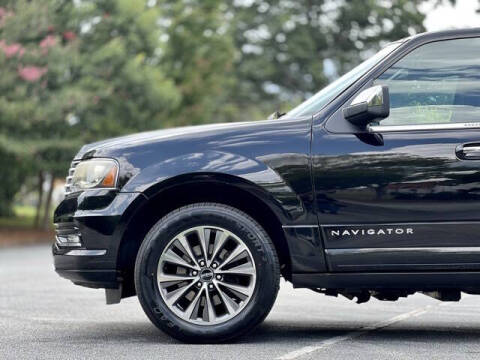 2017 Lincoln Navigator L Select