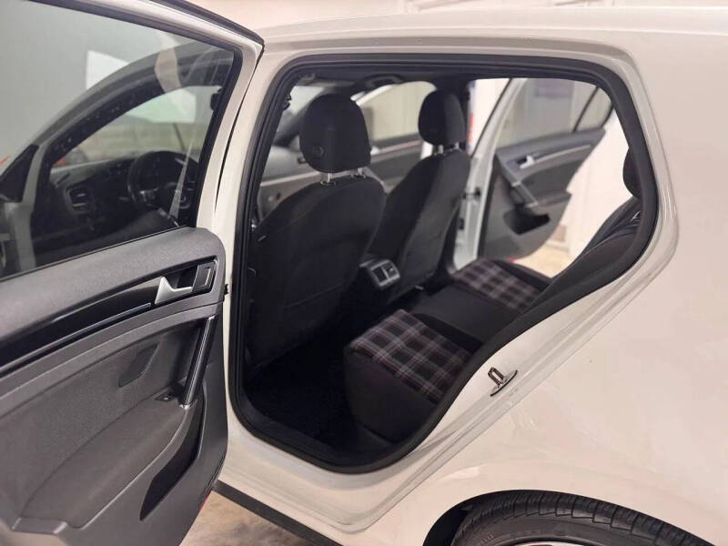 2015 Volkswagen Golf GTI
