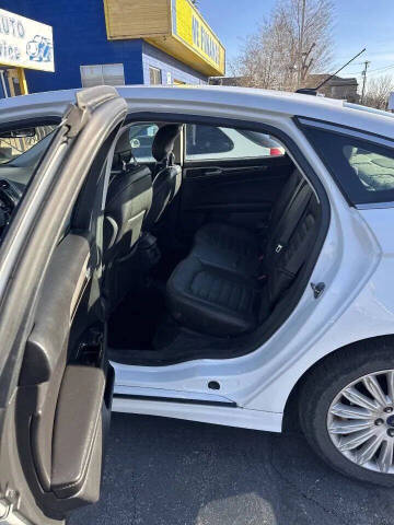 2013 Ford Fusion Hybrid SE