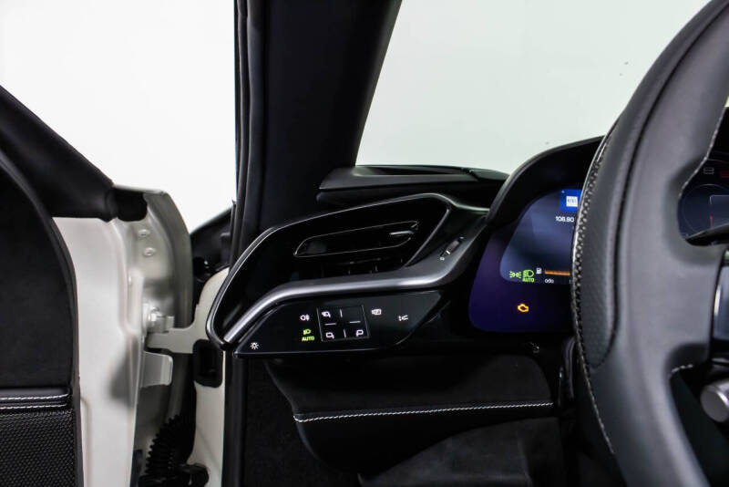 2024 Ferrari SF90 Spider