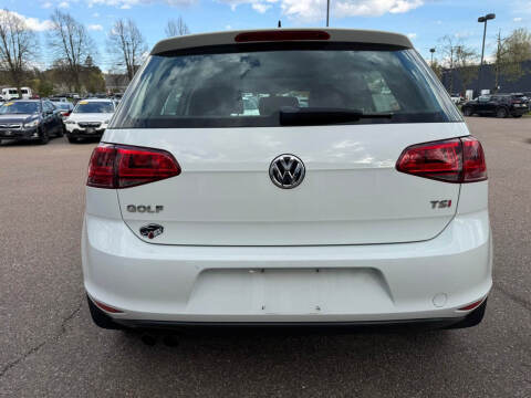 2017 Volkswagen Golf
