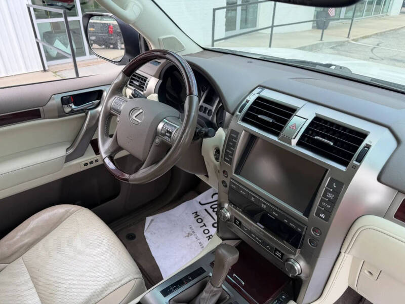 2017 Lexus GX 460