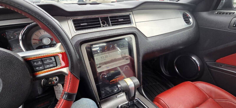2011 Ford Mustang GT Premium