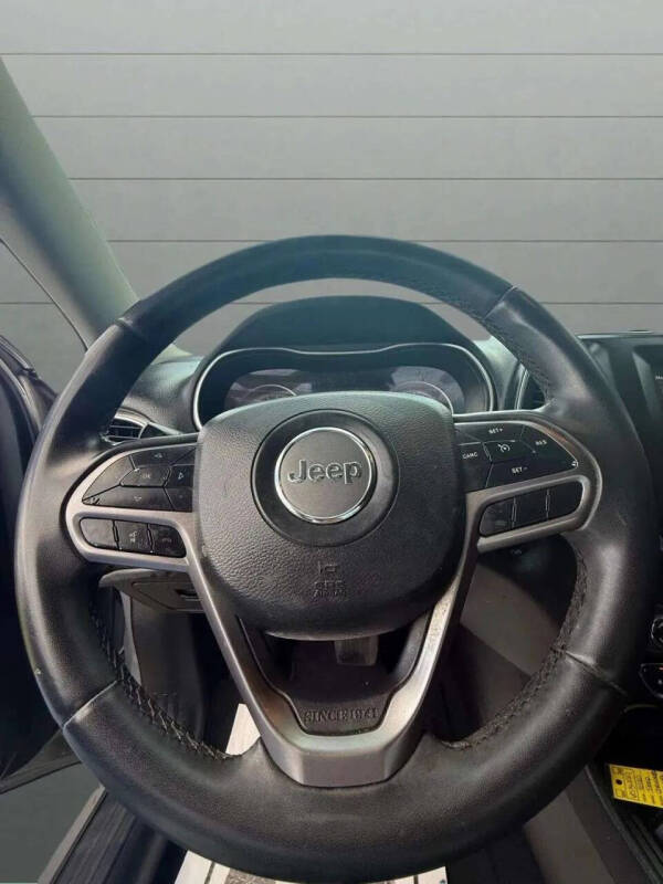 2020 Jeep Cherokee Latitude Plus