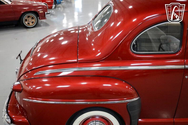 1947 Ford Deluxe