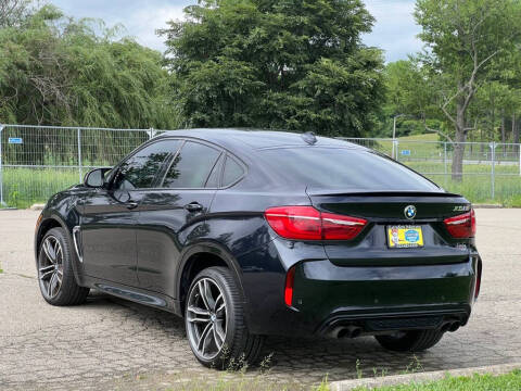 2016 BMW X6 M