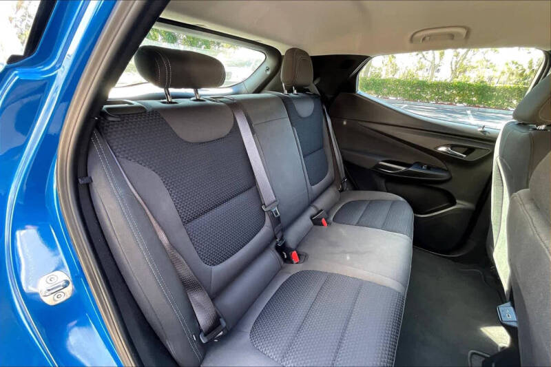 2023 Chevrolet Bolt EUV LT