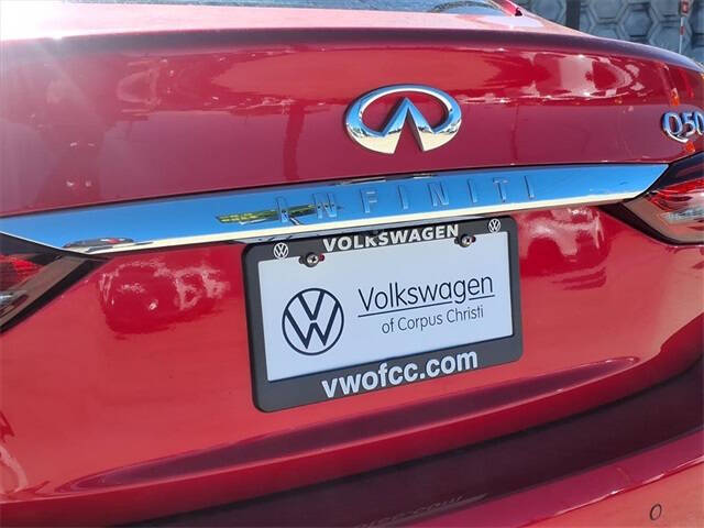 2021 Infiniti Q50 Luxe