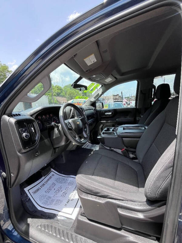 2020 Chevrolet Silverado 1500 Custom