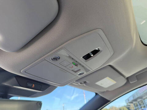 2026 Nissan LEAF Platinum+