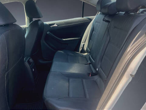 2012 Volkswagen Jetta SE