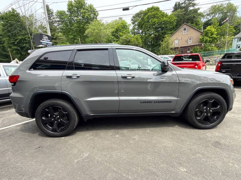 2019 Jeep Grand Cherokee Upland