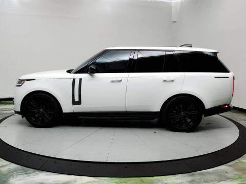 2023 Land Rover Range Rover P530 SE