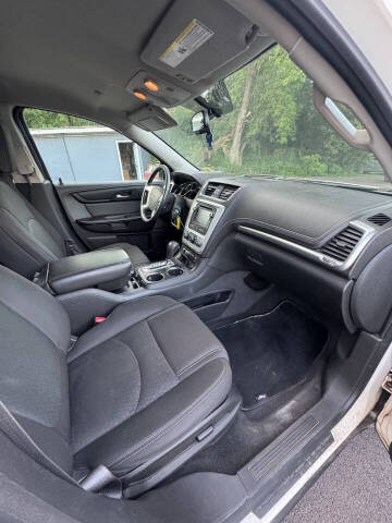 2015 GMC Acadia SLE-2