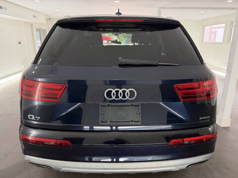 2017 Audi Q7 2.0T quattro Premium Plus