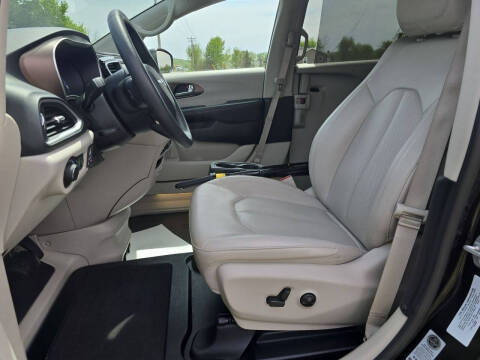 2021 Chrysler Voyager LXi