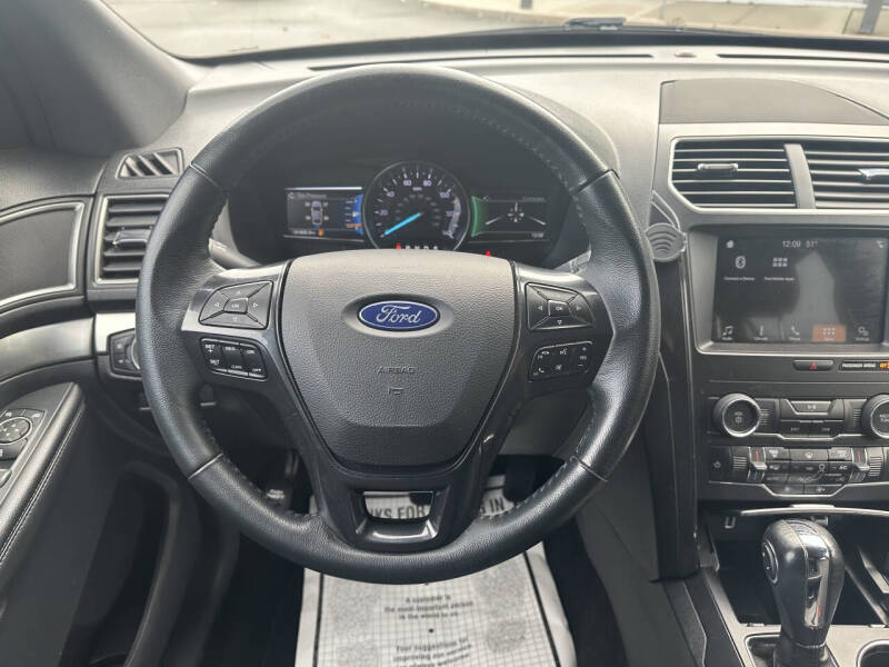2019 Ford Explorer XLT