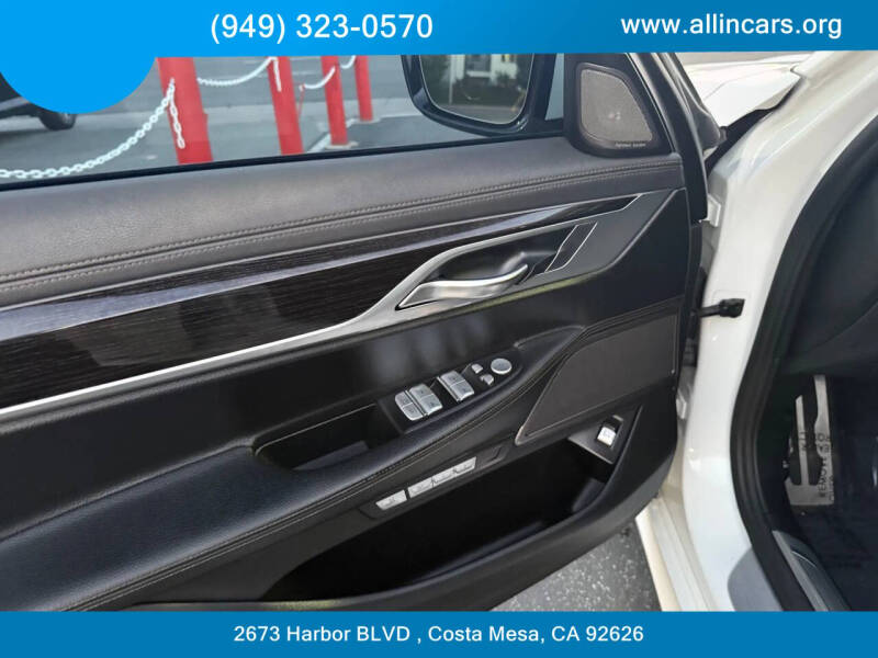 2017 BMW 7 Series 740i