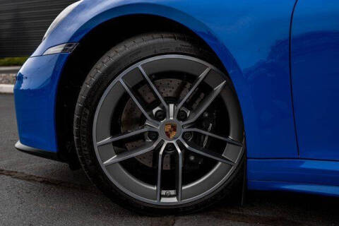 2025 Porsche 911 Carrera