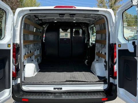 2024 Ford Transit 250