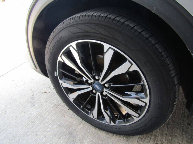 2021 Ford Escape SE