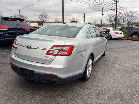2016 Ford Taurus Limited