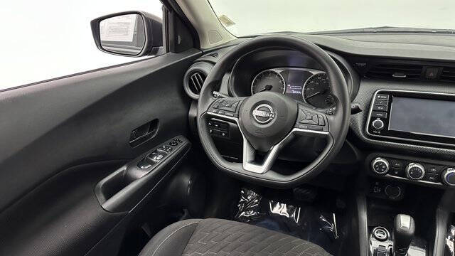 2022 Nissan Kicks S