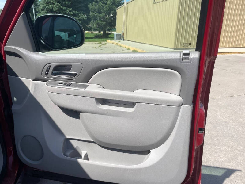 2012 Chevrolet Suburban LT