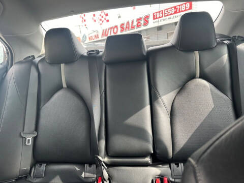 2019 Toyota Camry SE