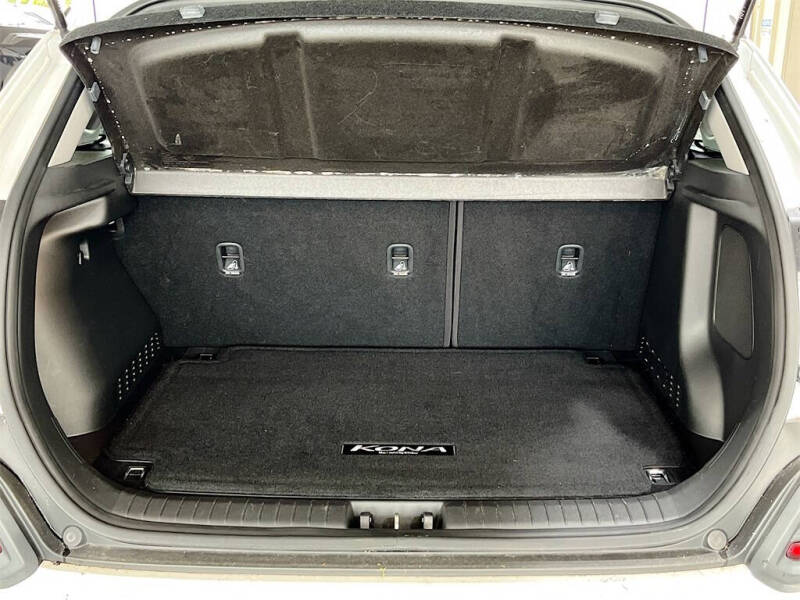 2021 Hyundai Kona SEL Plus