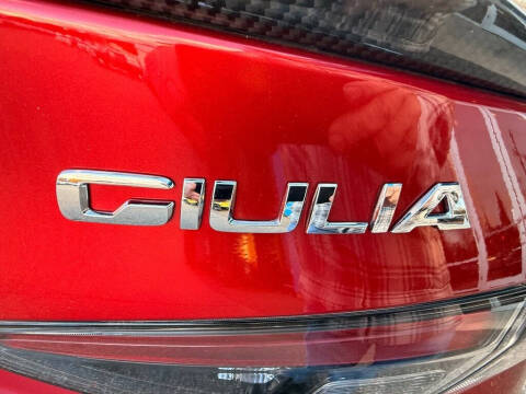 2024 Alfa Romeo Giulia Quadrifoglio