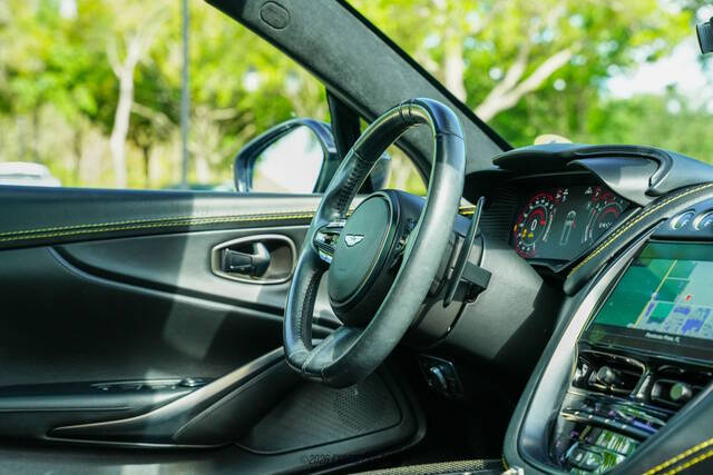 2021 Aston Martin DBX
