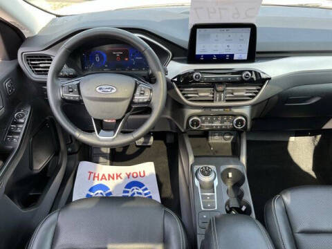 2022 Ford Escape SEL