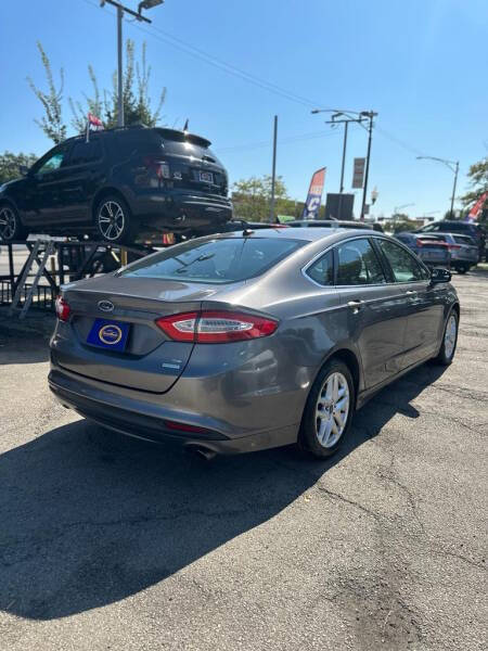 2013 Ford Fusion SE