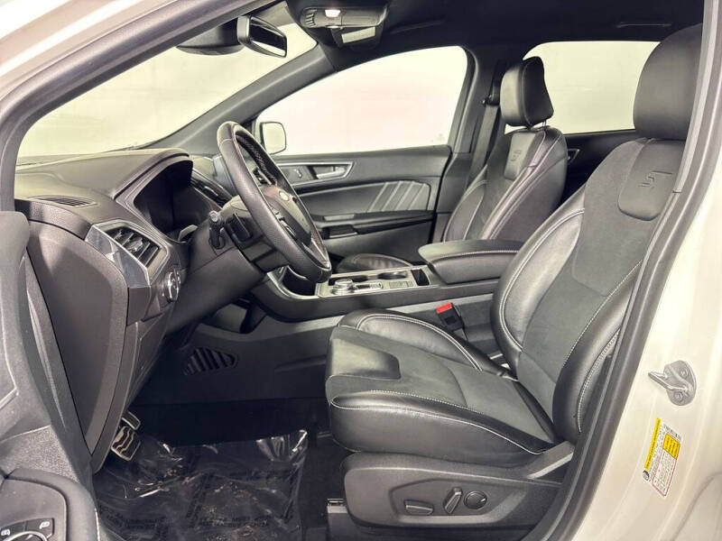2022 Ford Edge ST