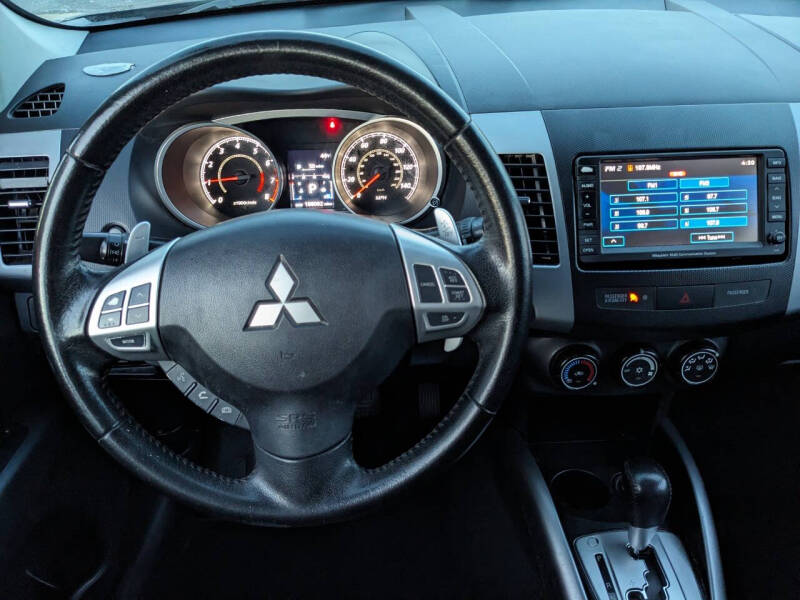 2012 Mitsubishi Outlander SE