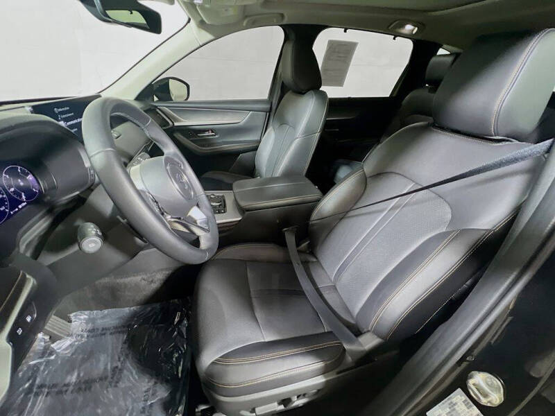 2025 Mazda CX-70 Plug-in Hybrid Premium