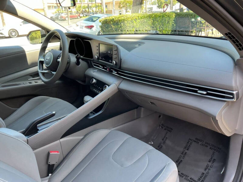 2021 Hyundai Elantra