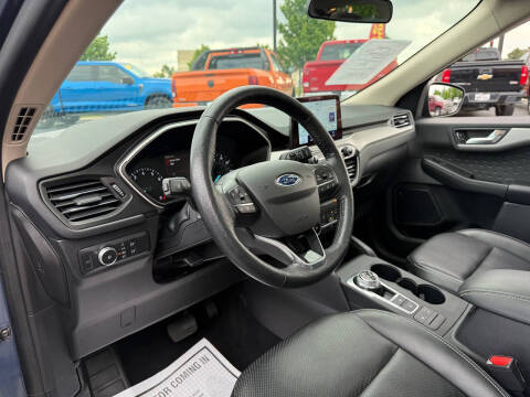 2020 Ford Escape SEL