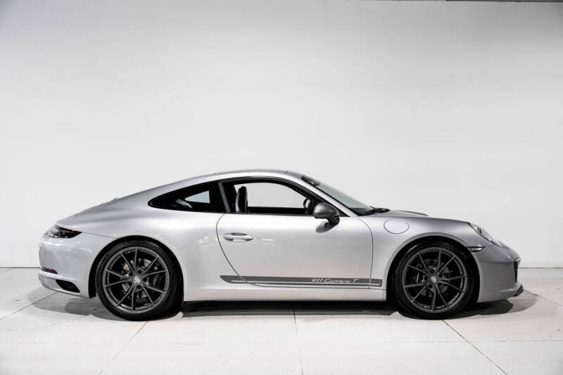 2018 Porsche 911 Carrera T