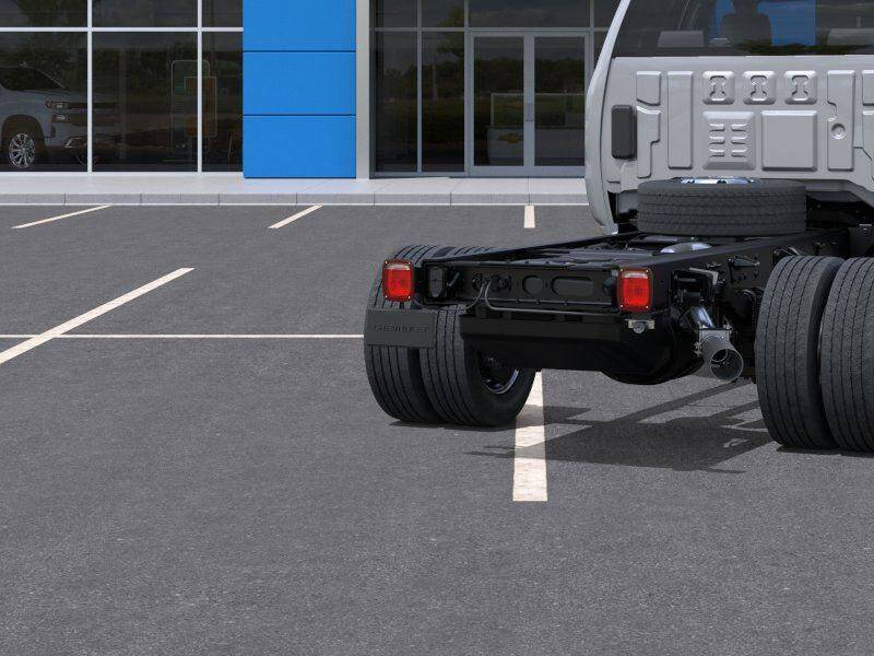 2026 Chevrolet Silverado 6500HD