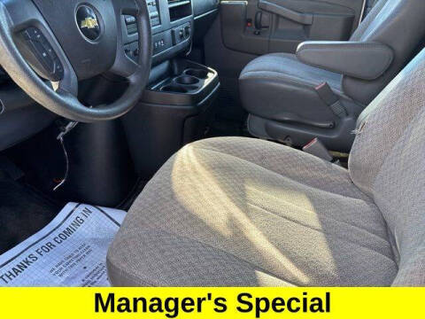 2017 Chevrolet Express LT 3500