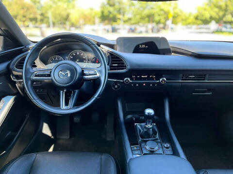 2022 Mazda Mazda3 Hatchback Premium